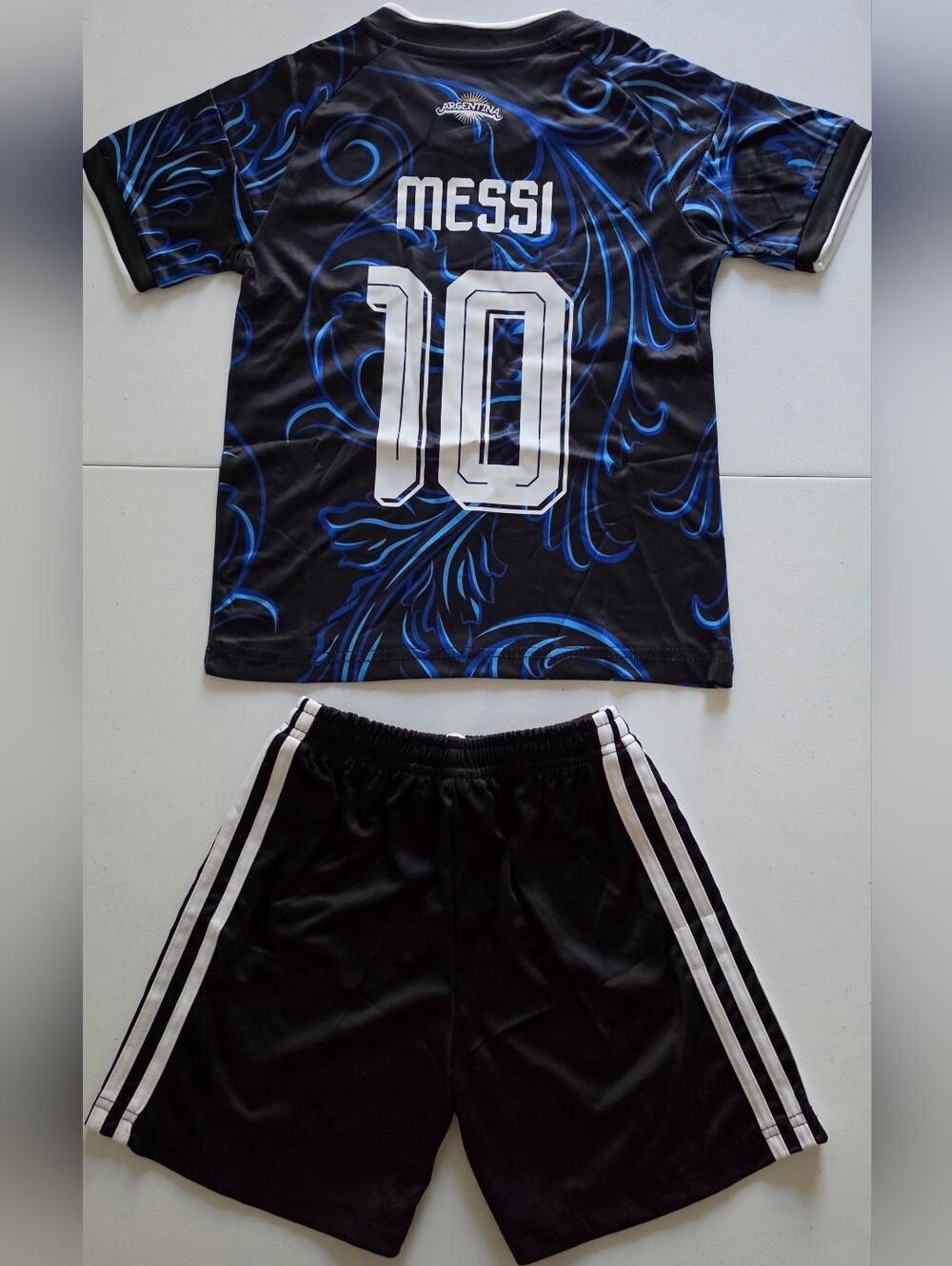 ARGENTINA 2026 World Cup kids jersey shorts set camiseta niño Messi 10 size M - Picture 1 of 2